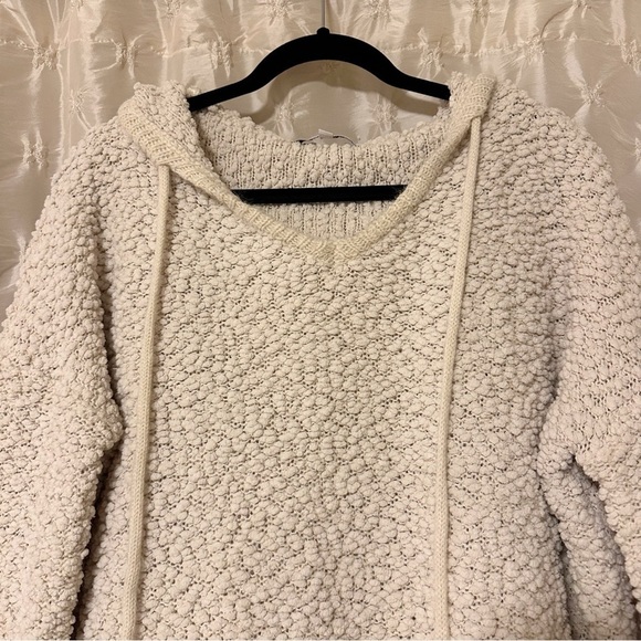 Young Fabulous & Broke Cream Beige Popcorn Knit Hoodie Sweater Hooded YFB - Picture 3 of 12